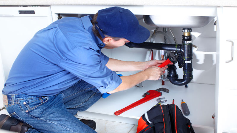 A Plumbing Service in Palm Desert CA Can Also Service HVAC Equipment